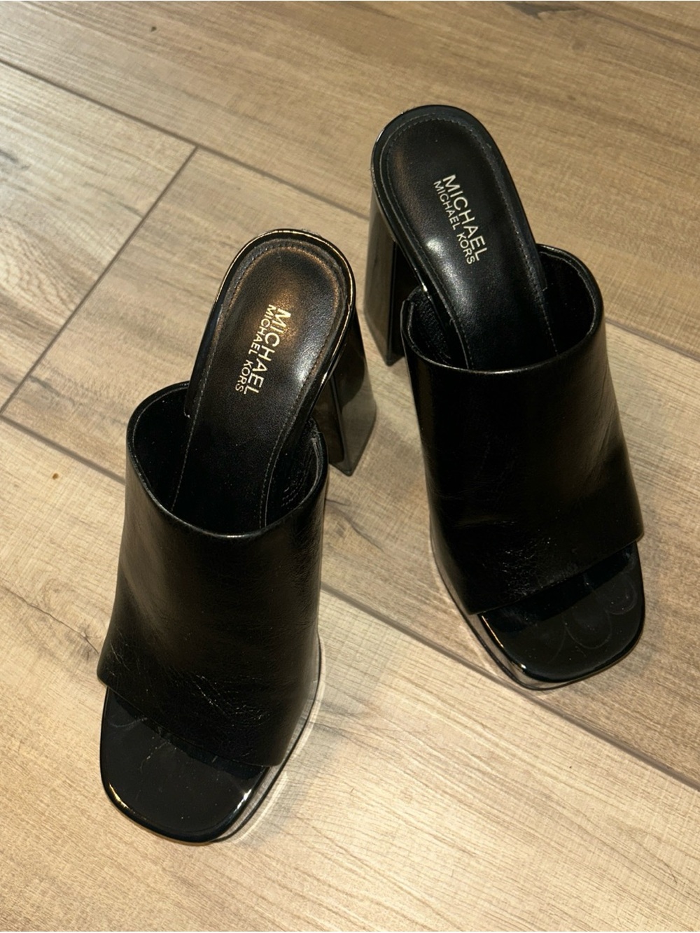 MICHAEL MICHAEL KORS Celeste Leather Platform Mule Chunky Heel Black Size 6.5 - Picture 4 of 6